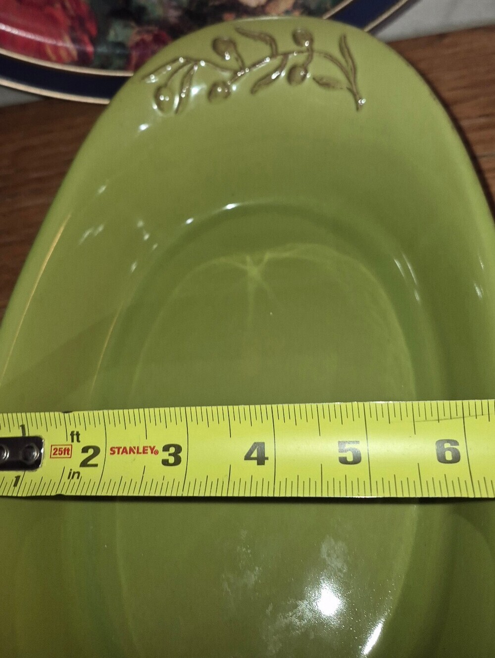 Cerutil Stoneware Portugal Lime Green 12" Oval Shaped - Picture 6 of 6